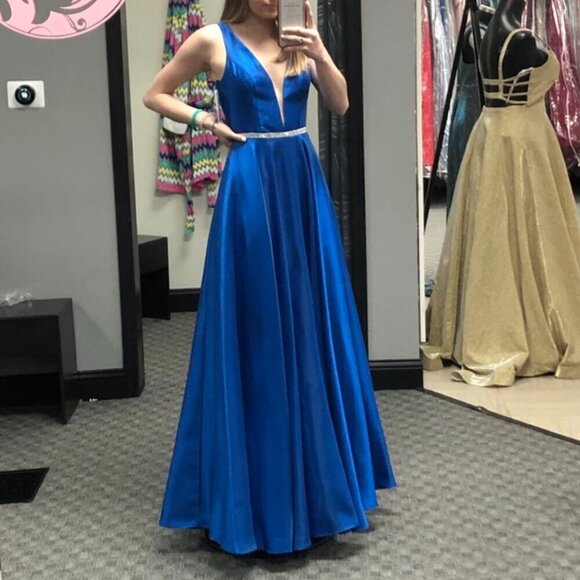 ED YOUNG Blue Formal Gown Prom Dress Size Small (4) + Garment Bag NWT - Picture 14 of 14